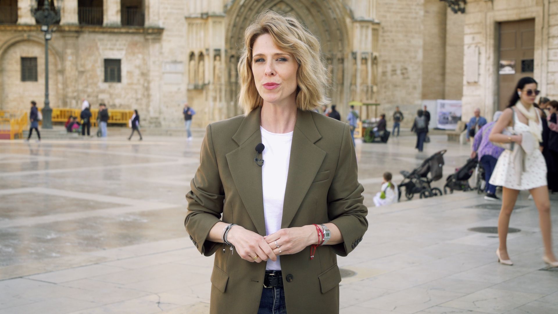 Jose Saez, presentadora de Zoom