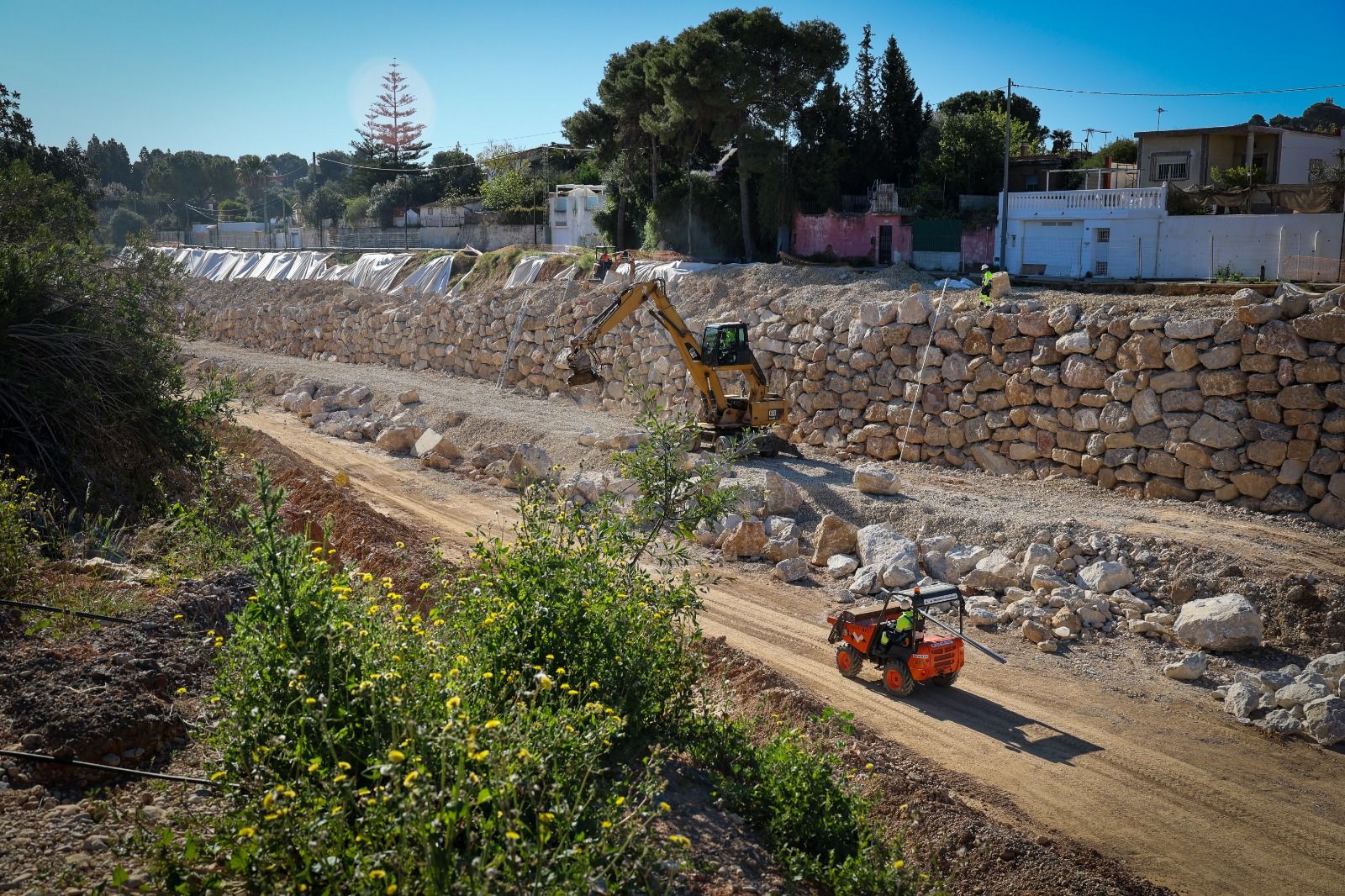 L'Ajuntament continuarà treballant en l'actualització i desenvolupament de la seva planificació enfront d'emergències