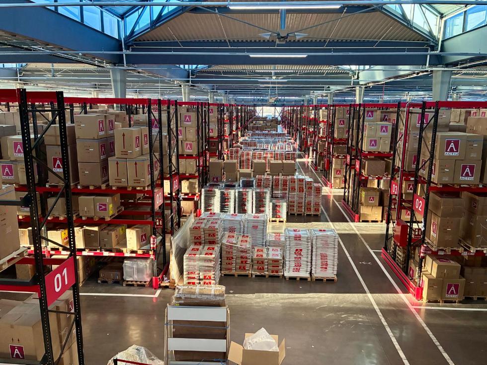 260413 IND foto empresas creadas febrreo