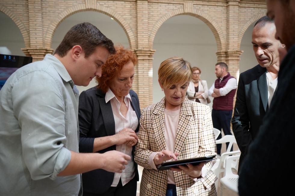 Visita a Enguera