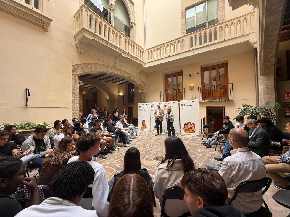 WhatsApp+Image+2026 04 24+at+14.45.08