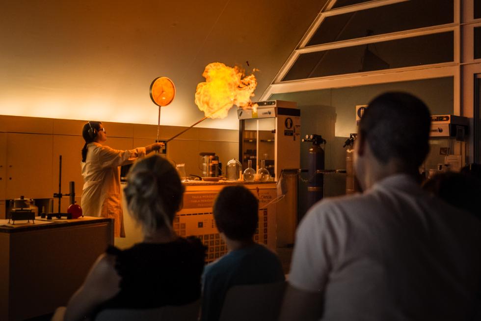 FOTO CAE Quimica en Accion Baja 059