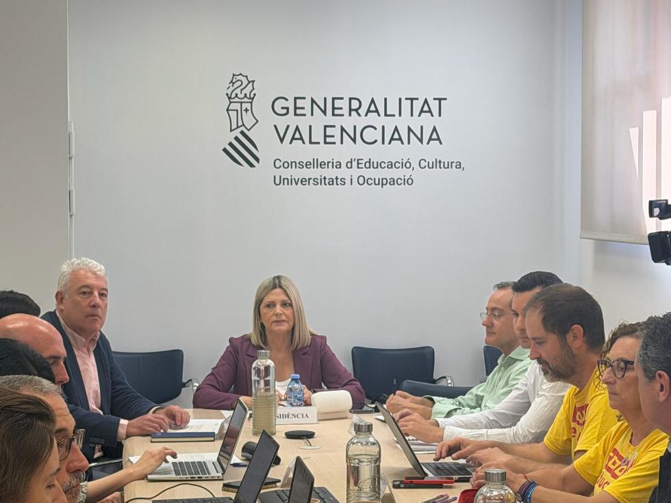 Reunió Consellera amb els Sindicats