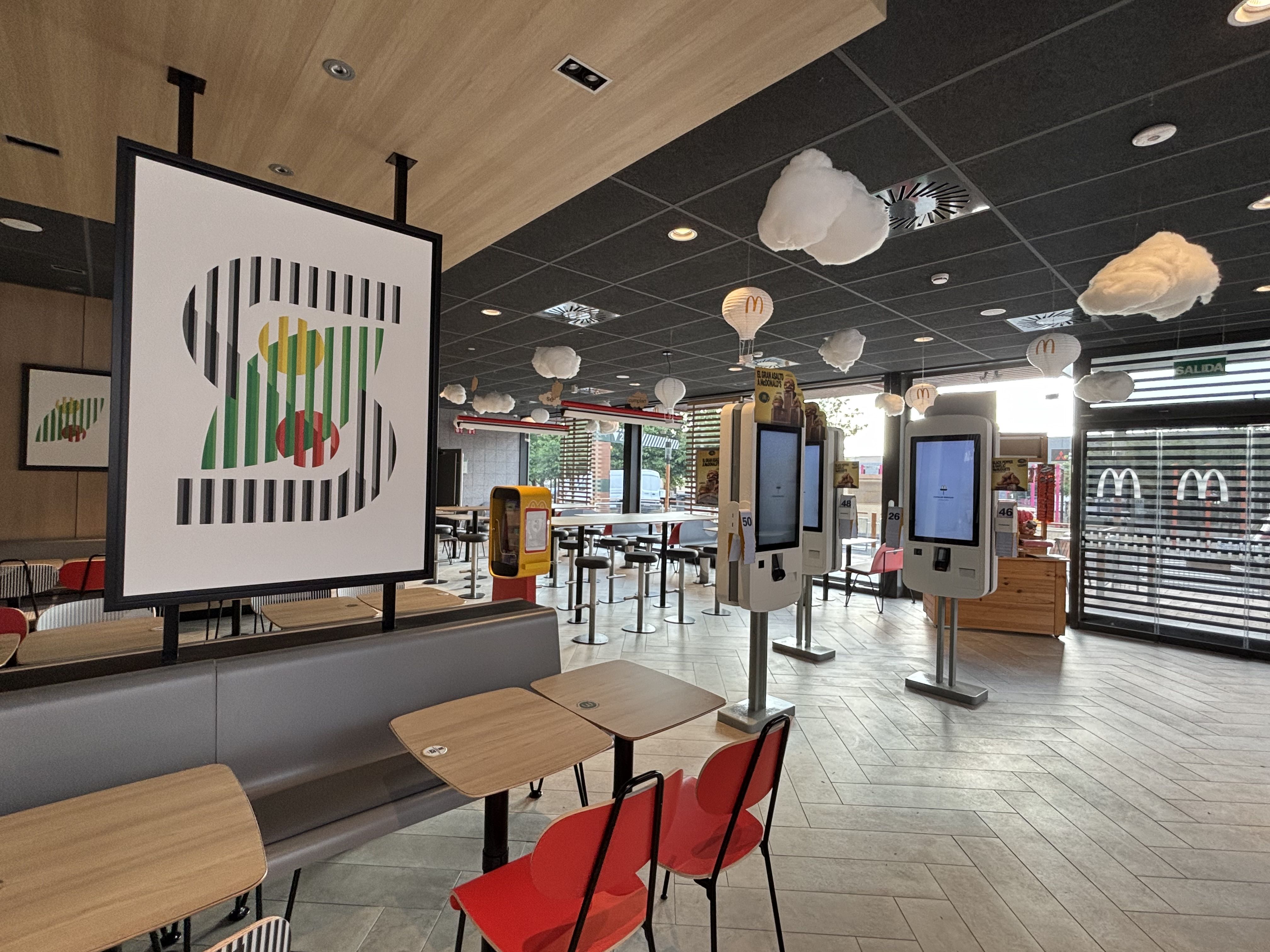 Restaurant McDonald's Torrent 