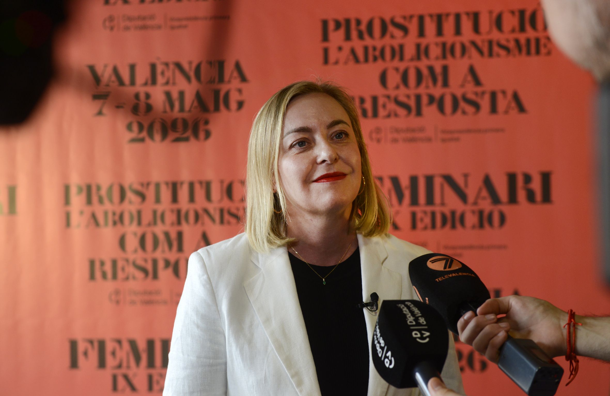 1 Natàlia Enguix 1 Natàlia Enguix