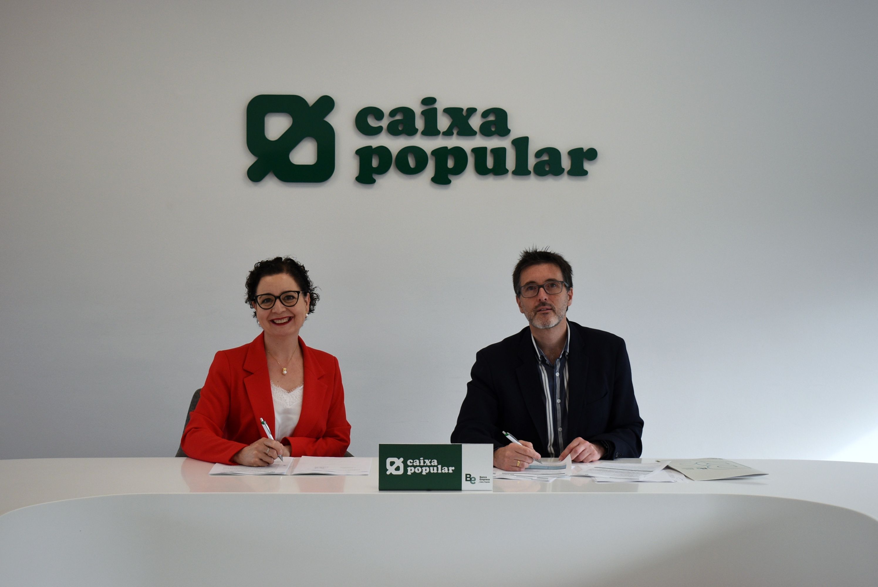 IVEFA y Caixa Popular