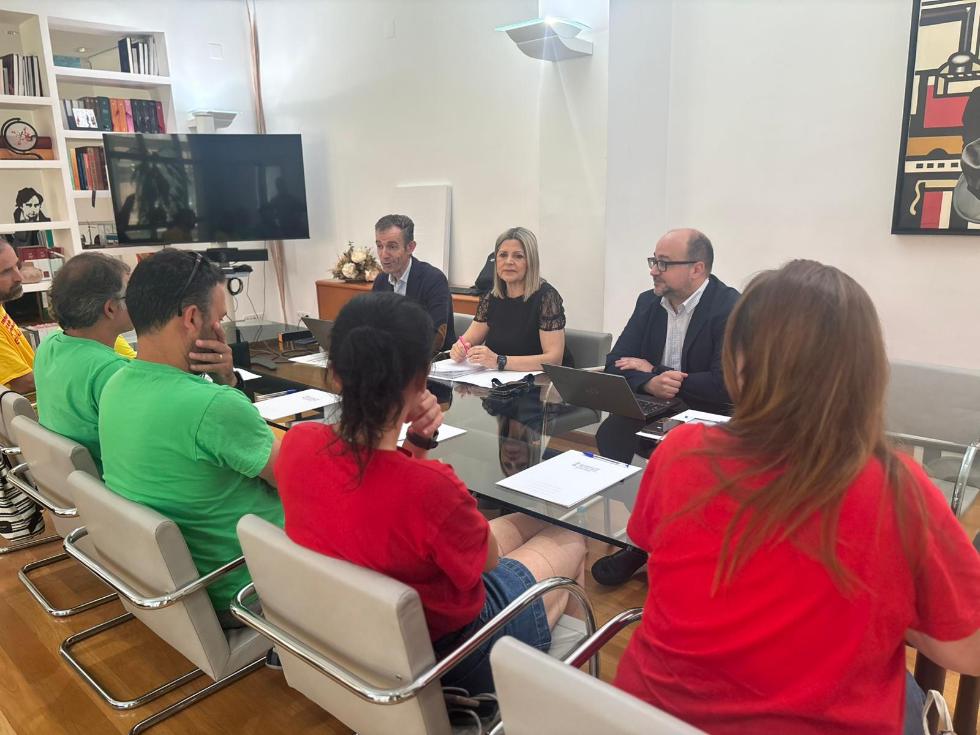 Nova reunió dels sindicats amb la consellera