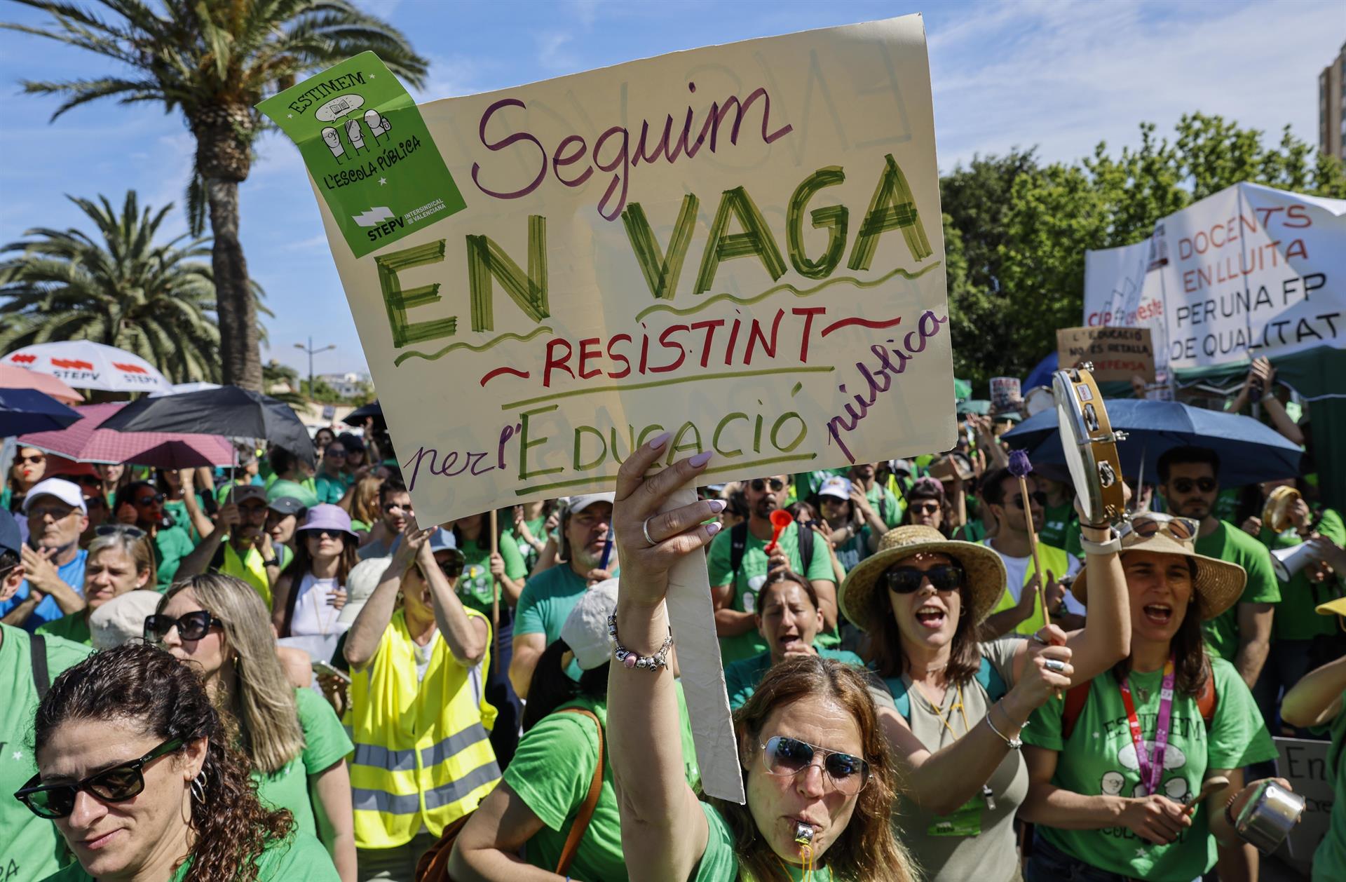 Vaga professors valencians Vaga professors valencians