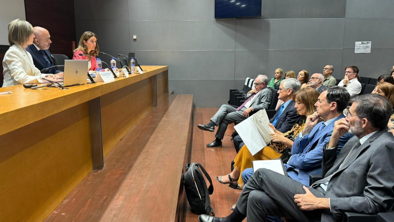 Núria Martínez, Consellera de Justicia