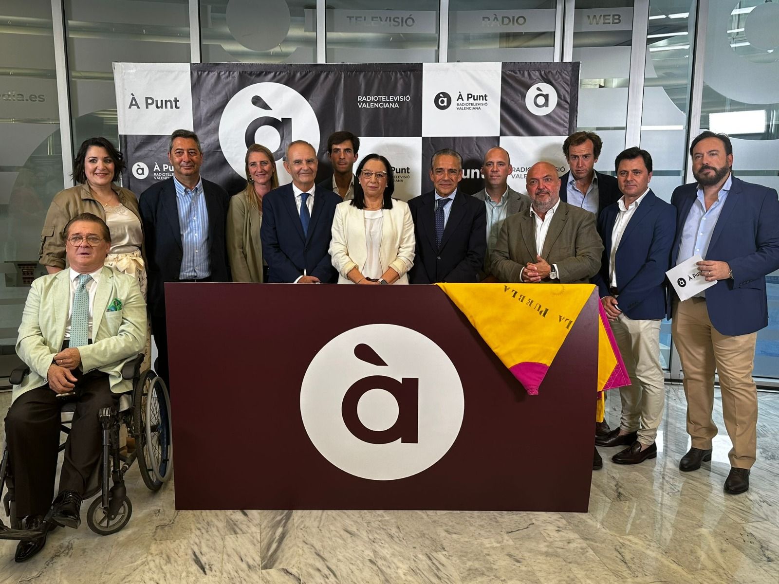 Presentació a À Punt