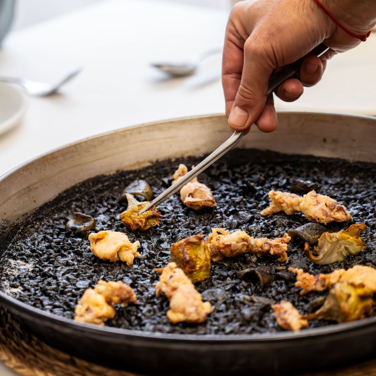Arroz negro con chipirones de Al Grano Arroz negro con chipirones de Al Grano