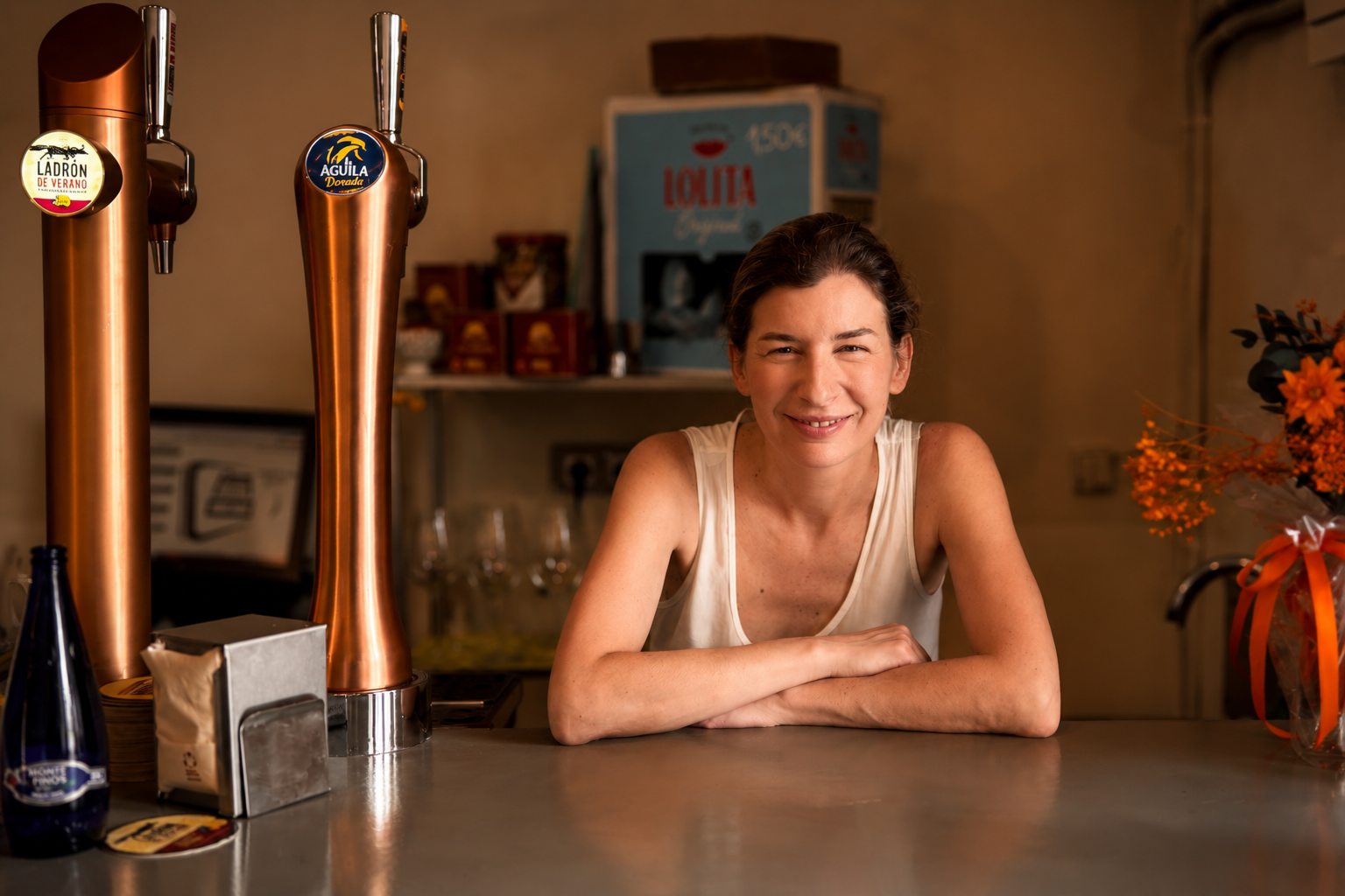 Marta Castillejo en La Digna, el nuevo bar del barrio del Carmen Marta Castillejo en La Digna, el nuevo bar del barrio del Carmen