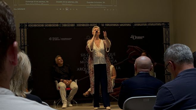 Graciela Di Palma interpretant Ave Maria