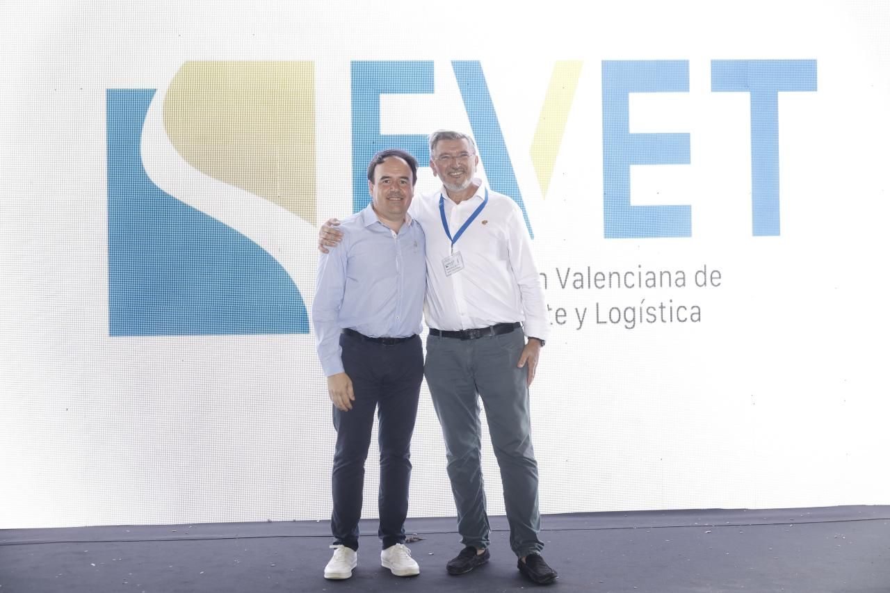 El presidente Pérez Llorca en la festividad de San Cristóbal de FVET