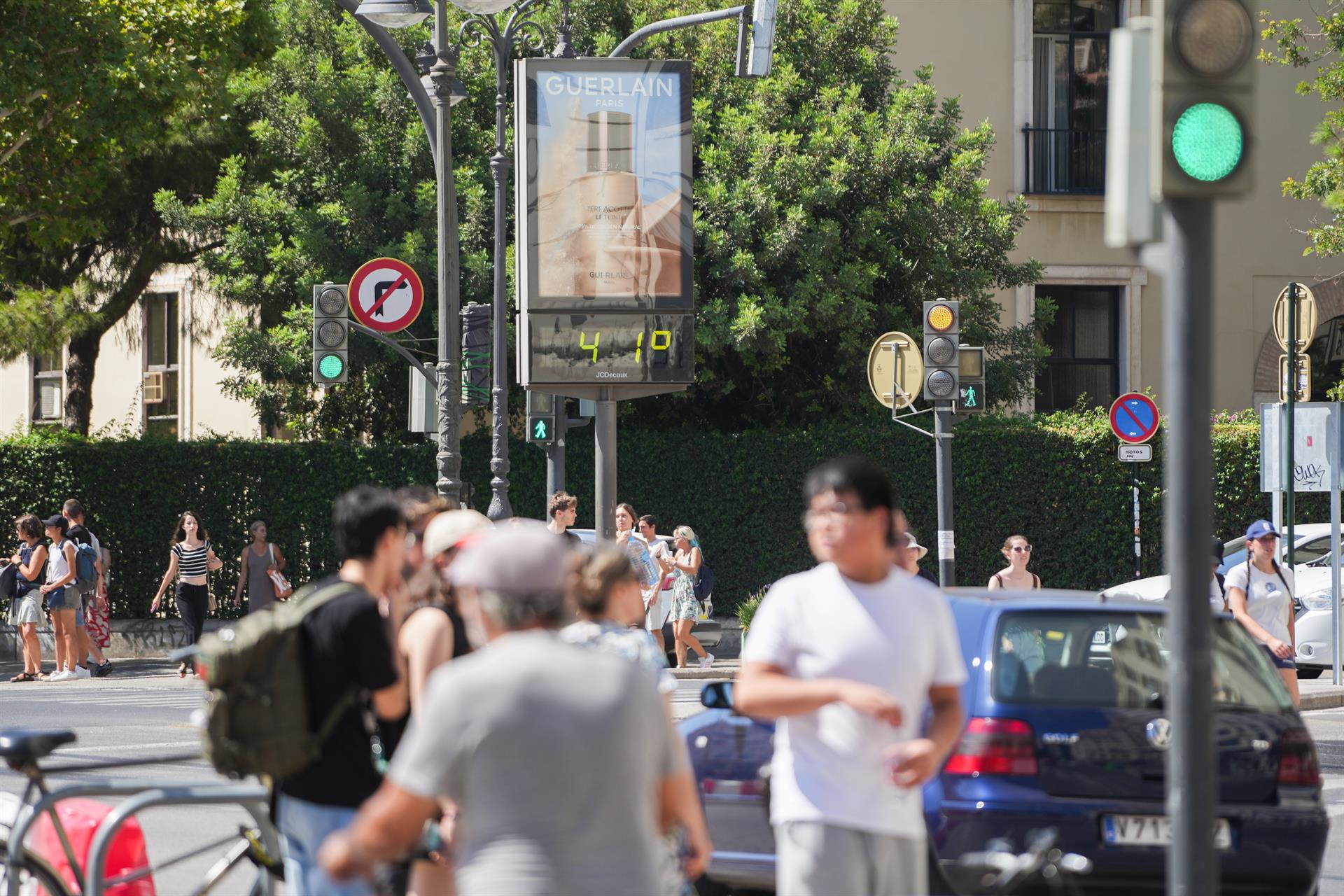 Un termòmetre marca 41 °C durant una onada de calor a València - Jorge Gil - Europa Press
