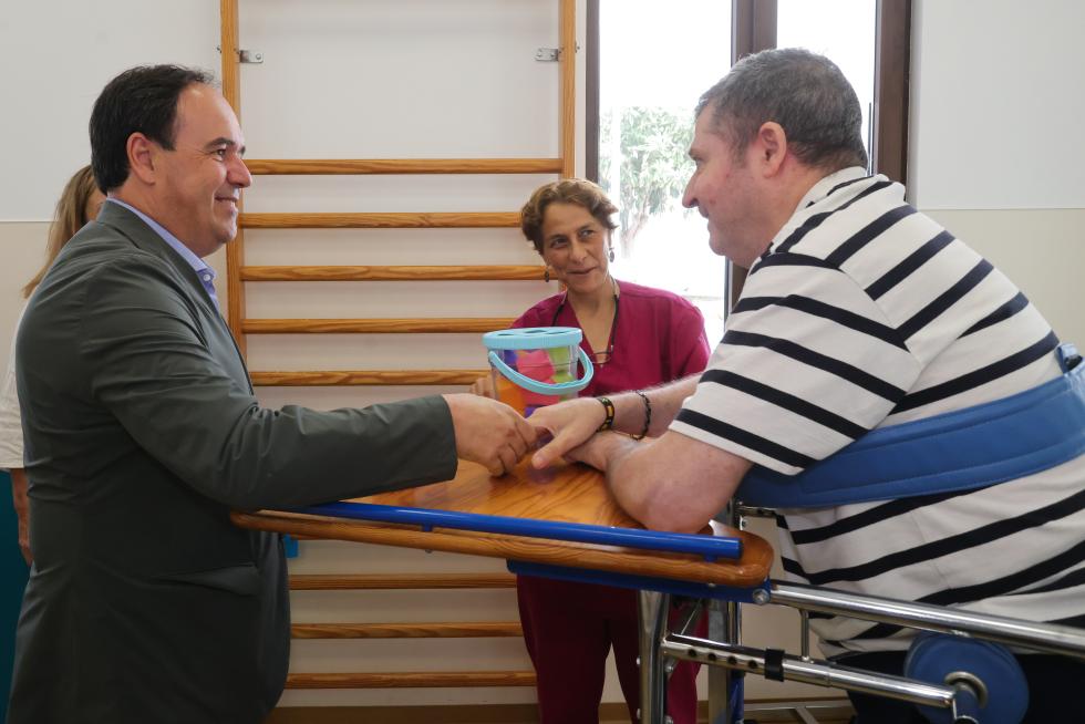 Juanfran Pérez Llorca en el centro de día de daño cerebral Juanfran Pérez Llorca en el centro de día de daño cerebral