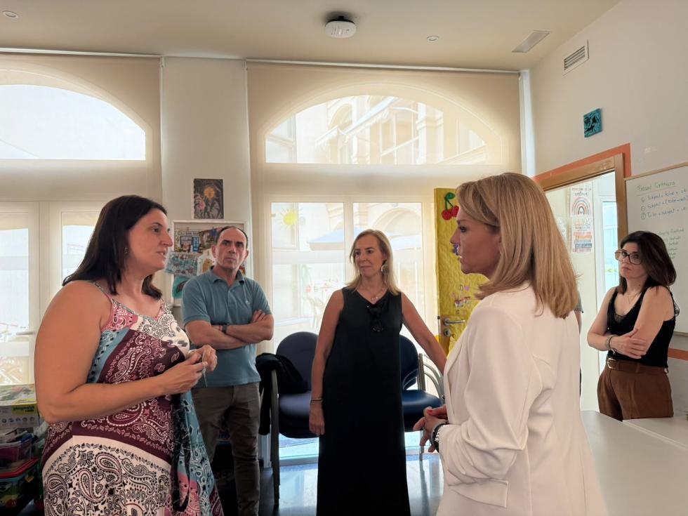 Visita centros mujeres víctimas violencia género
