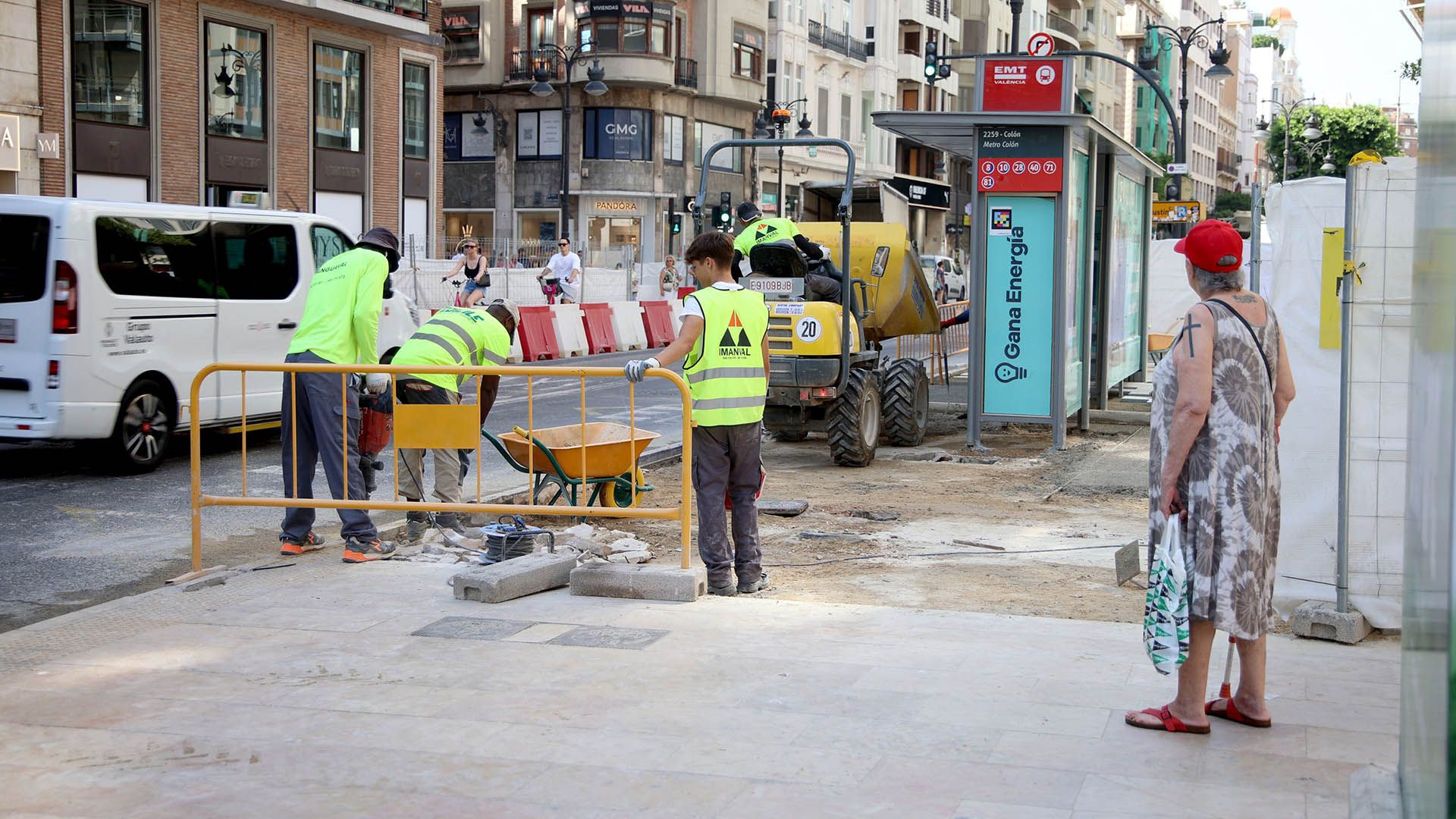 Obres al carrer Colón Obres al carrer Colón