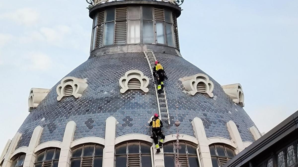 Treballs en la cúpula del Mercat Central - AJUNTAMENT DE VALÈNCIA