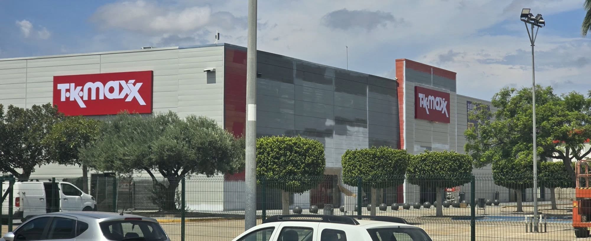 Botiga TK Maxx farà la seua obertura a Alfafar (València)