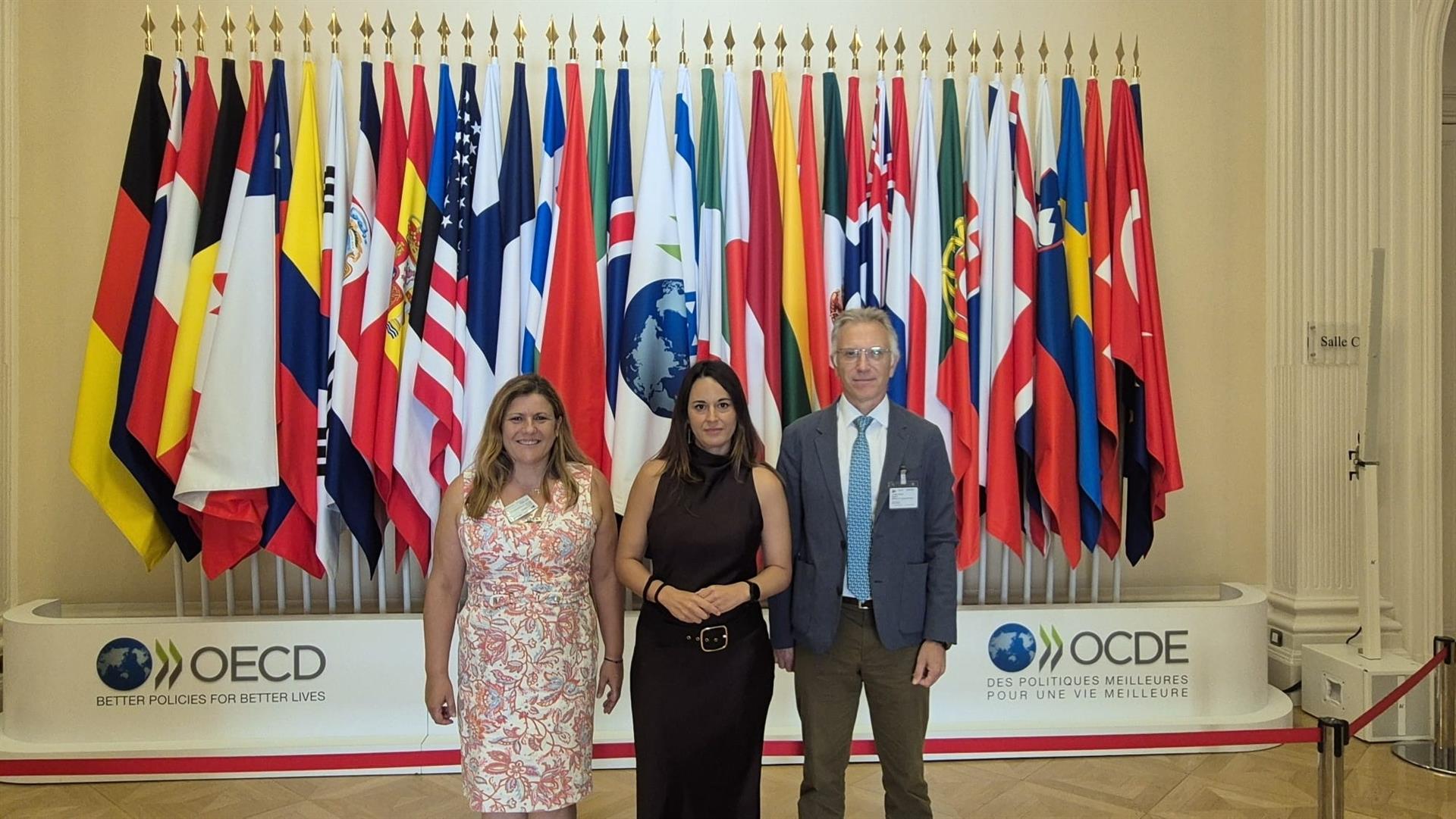 La comissionada, Zulima Pérez, prepara a París la cimera internacional de l'OCDE