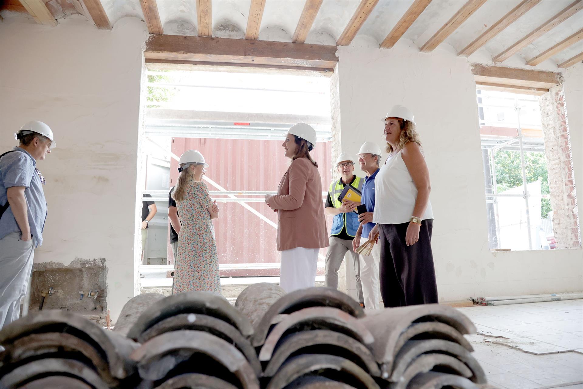 Catalá, visita les obres de rehabilitació de l'Alqueria del Tenis - AJUNTAMENT DE VALÈNCIA