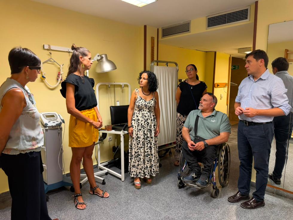 Visita institucional a la residencia Pepe Alba de València