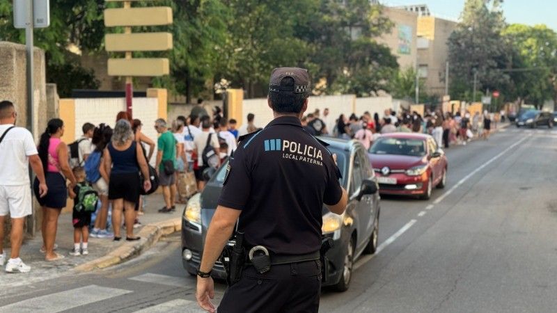 Dispositivo de seguridad de la vuelta al cole en Paterna Dispositivo de seguridad de la vuelta al cole en Paterna