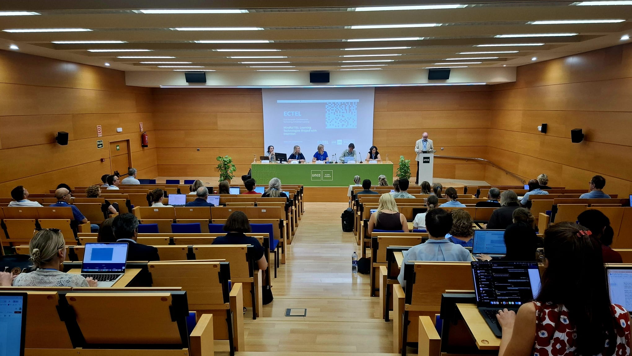 European Conference on Technology-Enhanced Learning (ECTEL) European Conference on Technology-Enhanced Learning (ECTEL)