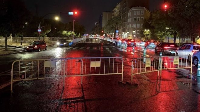 Túnel cortado por las lluvias en Valencia Túnel cortado por las lluvias en Valencia