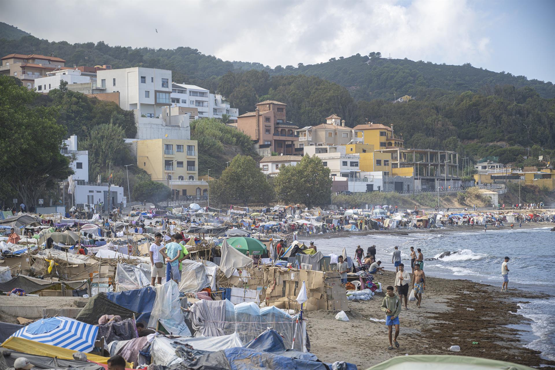 Imatge de l'assentament d'immigrants a Ceuta Imatge de l'assentament d'immigrants a Ceuta