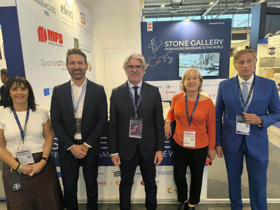 Stone Gallery