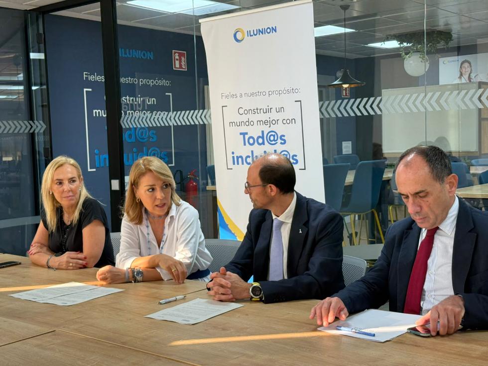 Firma convenio Generalitat - Ilunion Firma convenio Generalitat - Ilunion