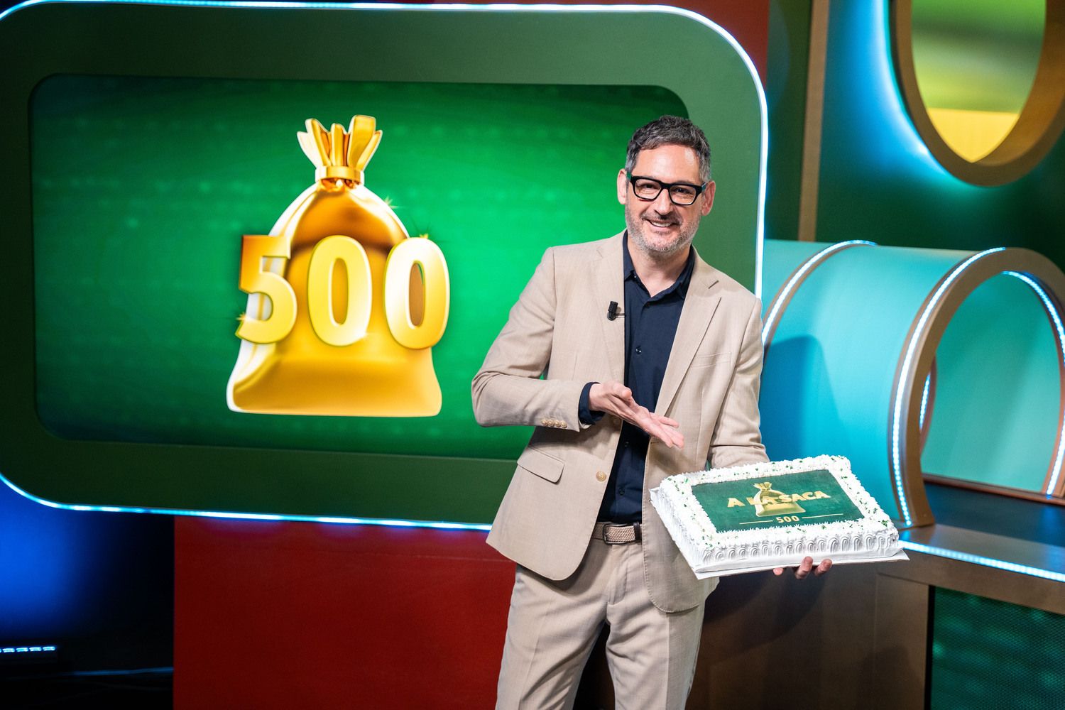 Eugeni Alemany celebrando los 500 programa de 'A la saca'