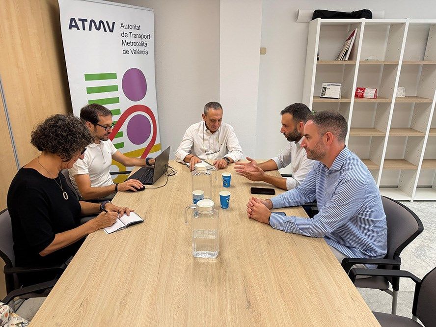 Reunión del Ayuntamiento de Sagunto con responsables de la ATMV Reunión del Ayuntamiento de Sagunto con responsables de la ATMV