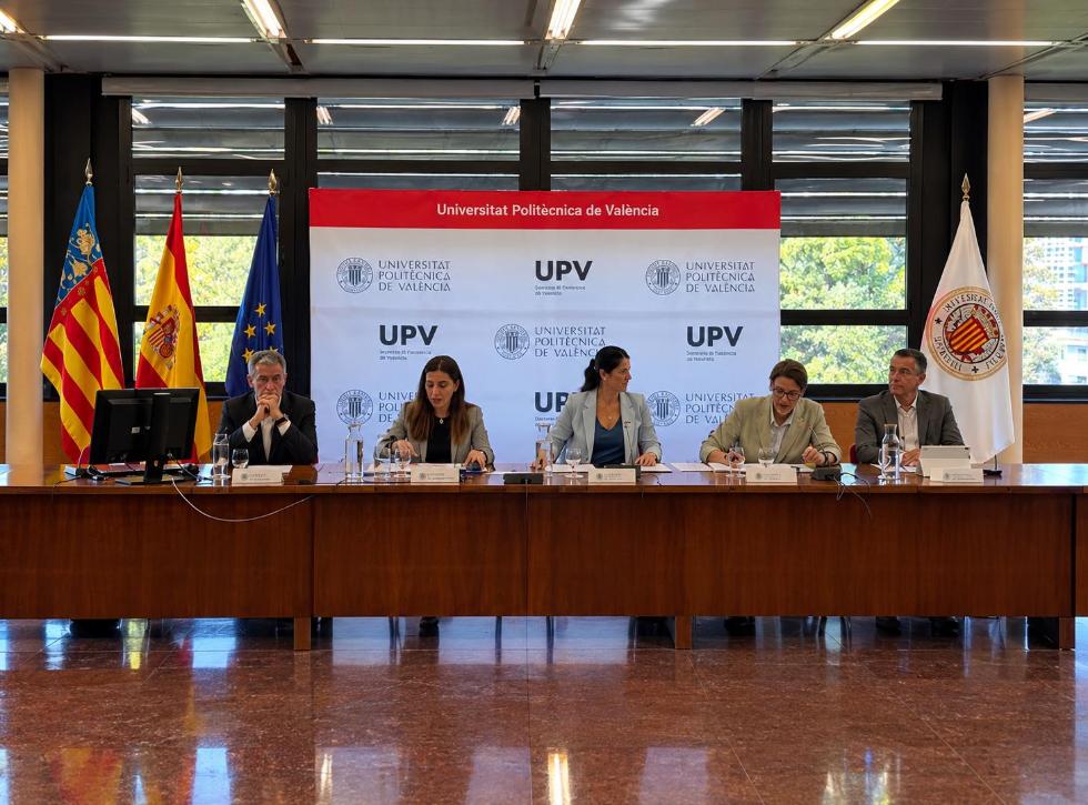 Presentación Máster Interuniversitario de Formación Permanente en Battery Cell Production & Technology-PowerCo GigaCell Presentación Máster Interuniversitario de Formación Permanente en Battery Cell Production & Technology-PowerCo GigaCell