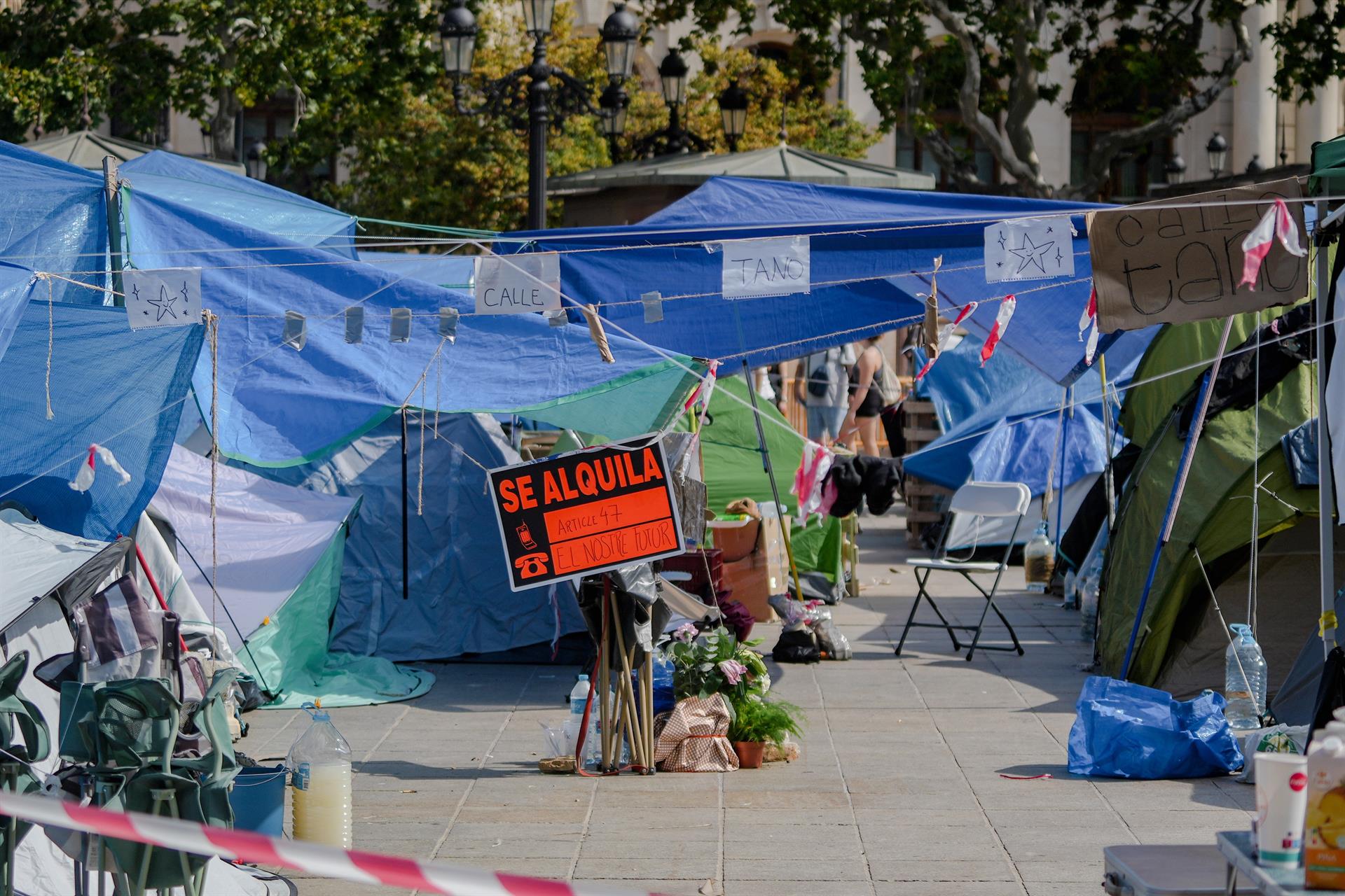 Acampada en Valencia por la vivienda Acampada en Valencia por la vivienda