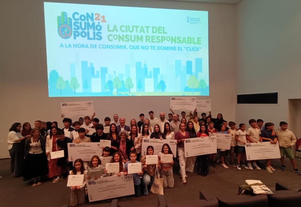 Ganadores del concurso escolar Consumópolis 21 Ganadores del concurso escolar Consumópolis 21