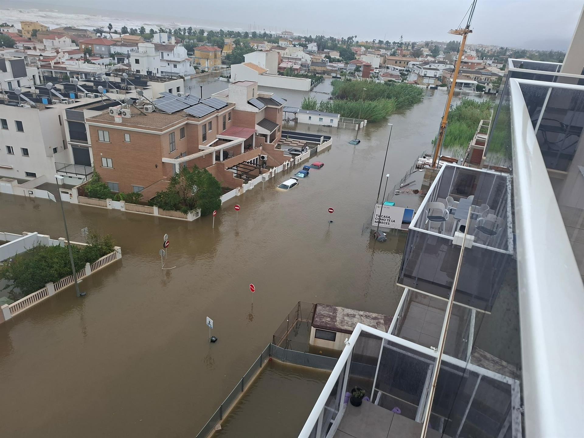 El pueblo de Oliva inundado por la DANA Adam El pueblo de Oliva inundado por la DANA Adam