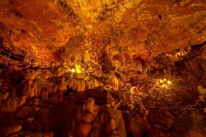 Cuevas de la Comunitat